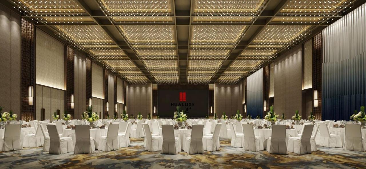 Hualuxe Kunshan Huaqiao By Ihg - F1 Racing Preferred Hotel Buitenkant foto