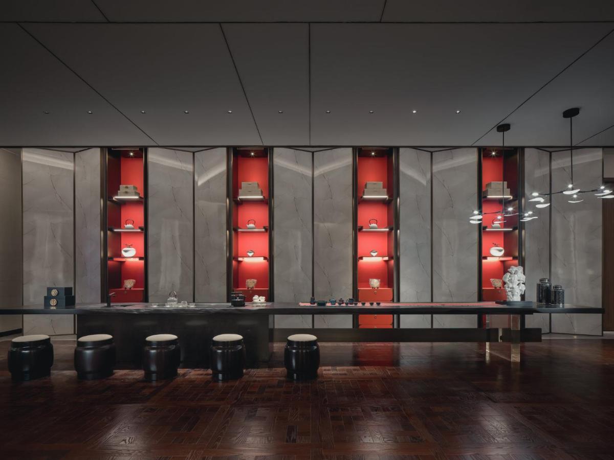 Hualuxe Kunshan Huaqiao By Ihg - F1 Racing Preferred Hotel Buitenkant foto