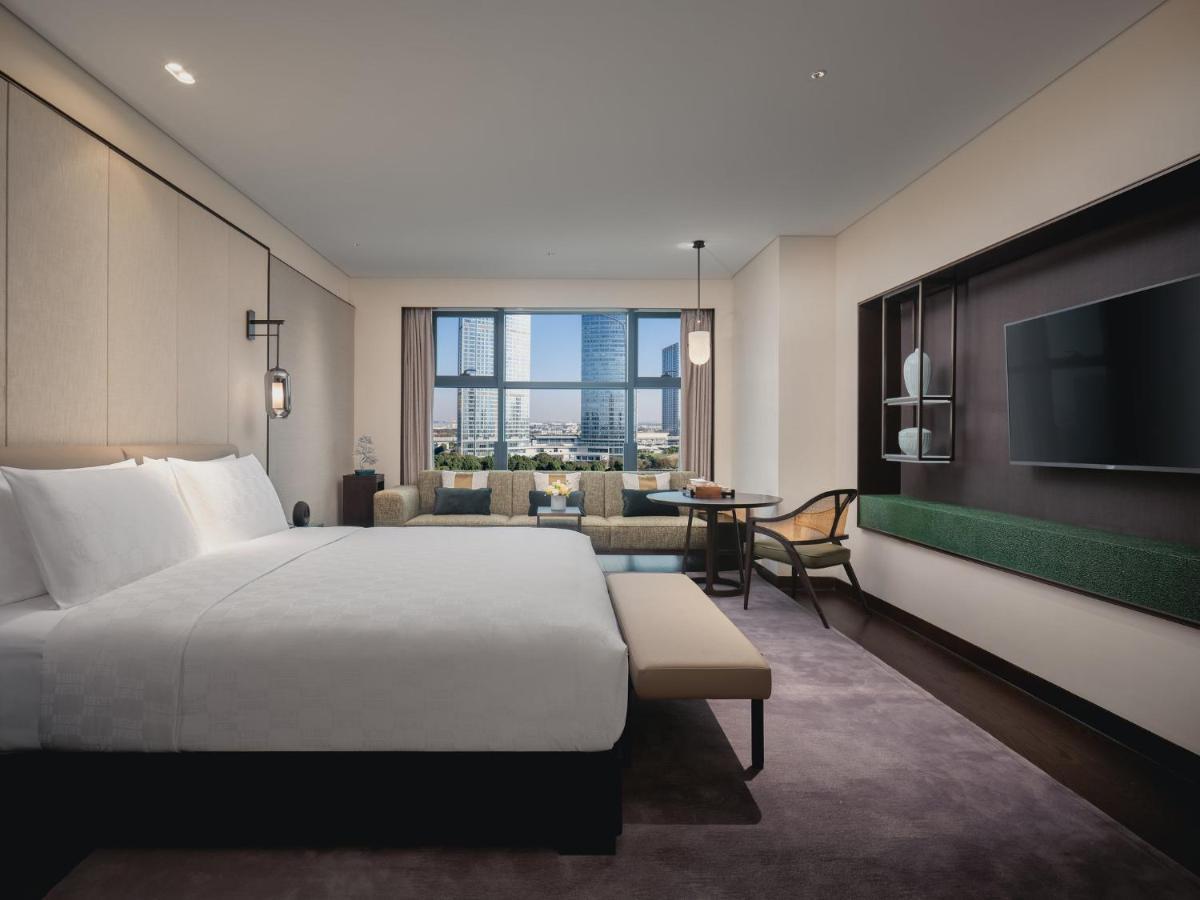 Hualuxe Kunshan Huaqiao By Ihg - F1 Racing Preferred Hotel Buitenkant foto
