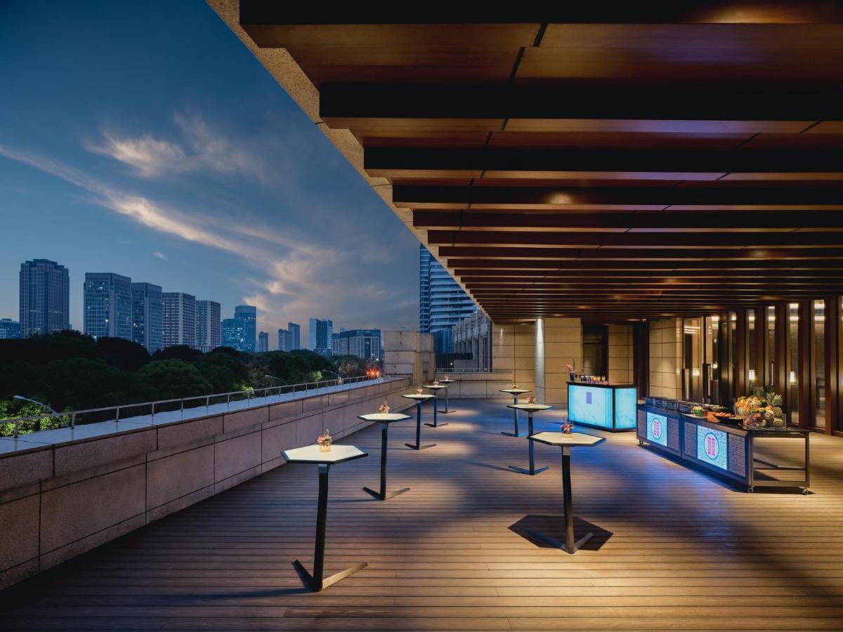 Hualuxe Kunshan Huaqiao By Ihg - F1 Racing Preferred Hotel Buitenkant foto