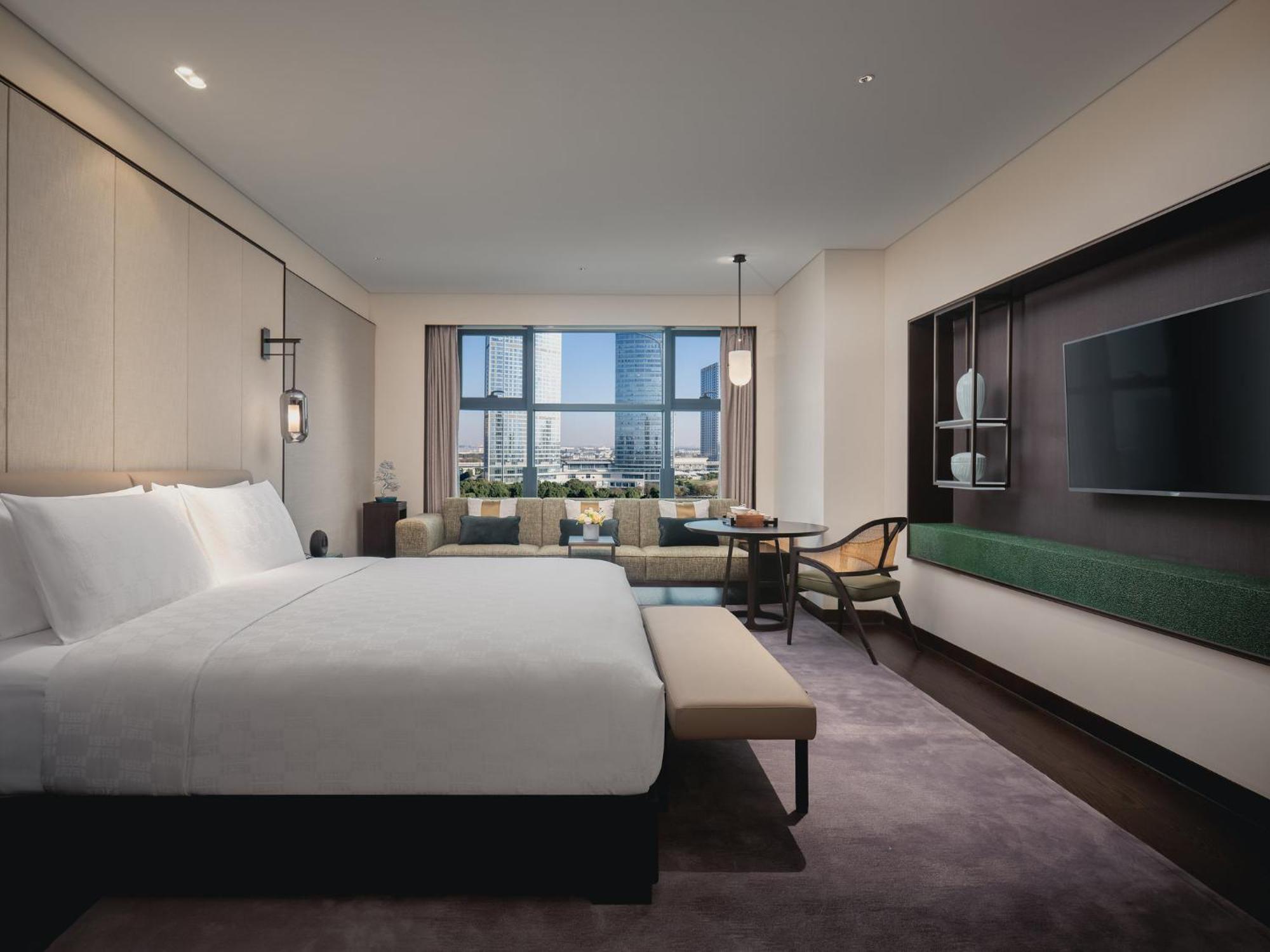 Hualuxe Kunshan Huaqiao By Ihg - F1 Racing Preferred Hotel Buitenkant foto